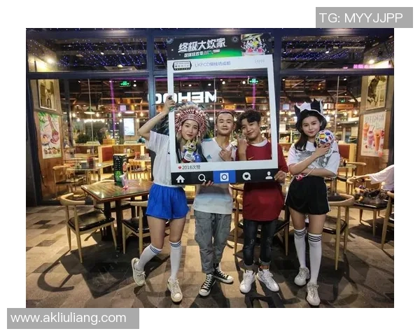 圣诞奇迹绿茵狂欢足球球星化身漫画英雄上演温情对决 圣诞奇迹绿茵狂欢足球球星化身漫画英雄上演温情对决