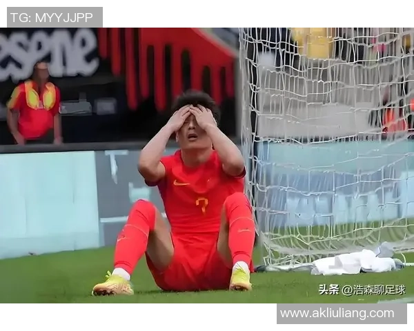 中国足球明星武磊带领新一代球员冲击国际赛场的辉煌未来 中国足球明星武磊带领新一代球员冲击国际赛场的辉煌未来