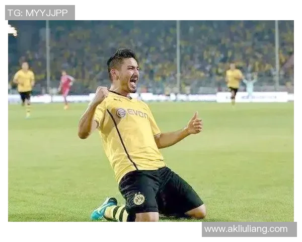 如何有效防守世界顶级足球球星的突破与进攻技巧 如何有效防守世界顶级足球球星的突破与进攻技巧